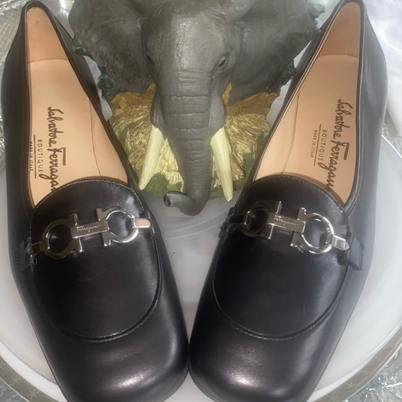 Salvatore Ferragamo loafers NIB!